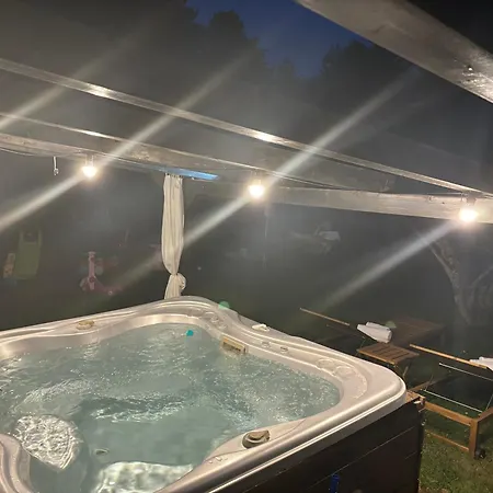 Guido Alojamento de Turismo Selvagem Spezzano della Sila